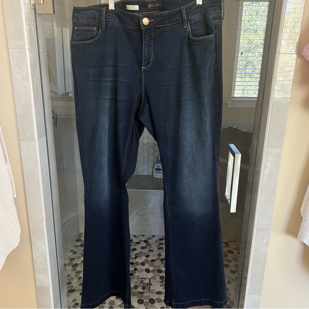 Like New KUT Women’s 18W dark denim jeans